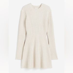 H&M Cream / Natural White Sweater Dress